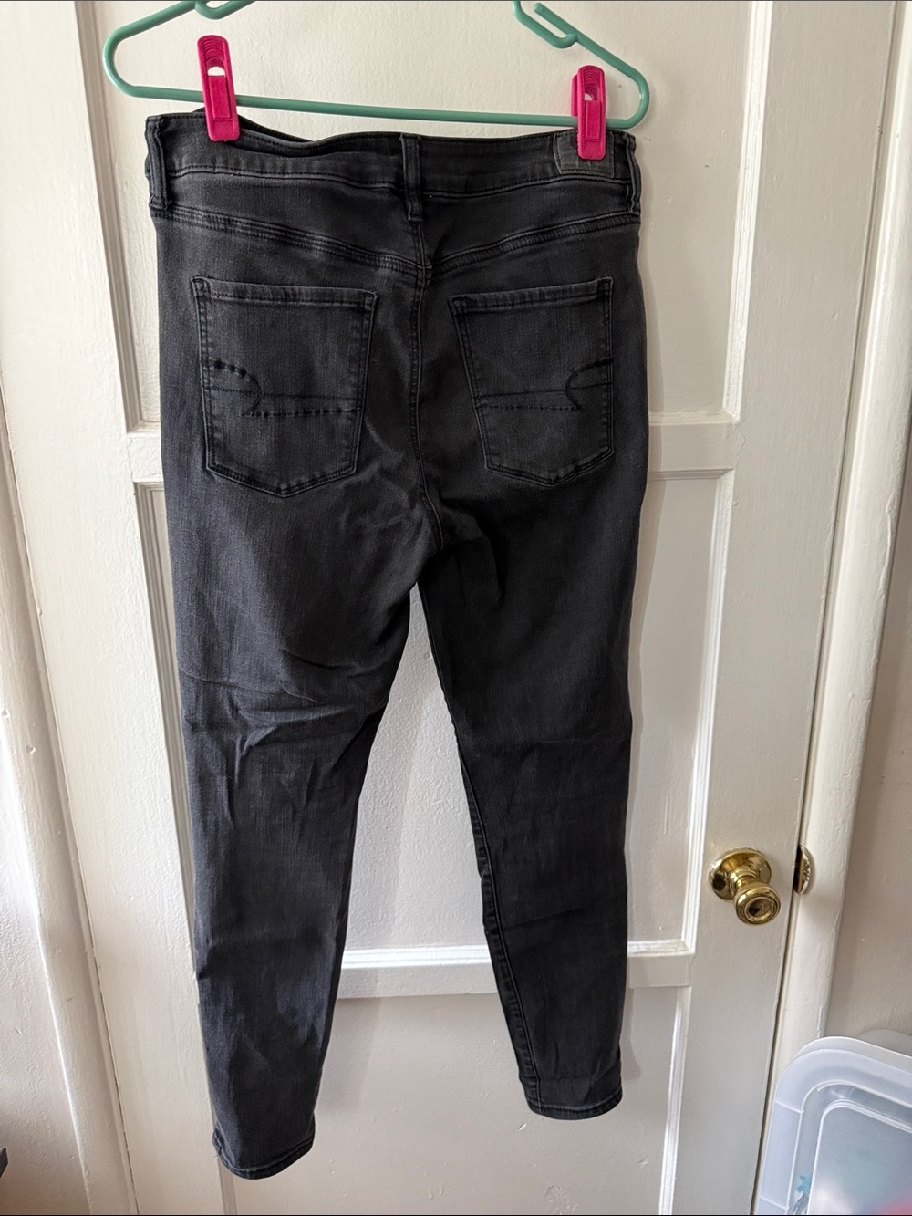 American Eagle Outfitters Black High-Rise Stretch Skinny Jeans - Picture 2 of 5